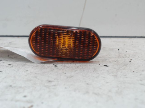 REPETITEUR AILE GAUCHE RENAULT CLIO