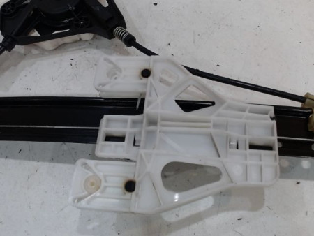 MECANISME+MOTEUR LEVE-GLACE ARRIERE DROIT AUDI A1