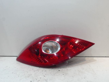 FEU ARRIERE GAUCHE  OPEL CORSA