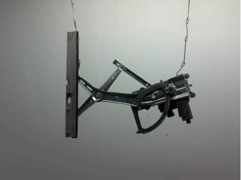 MECANISME+MOTEUR LEVE-GLACE AVANT DROIT OPEL ASTRA