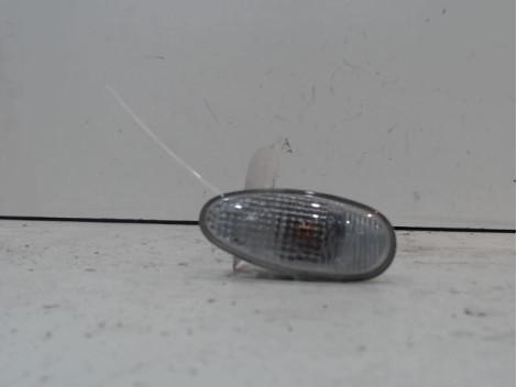 REPETITEUR AILE DROIT CITROEN C-ZERO