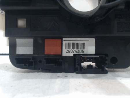 BLOC COMMODOS PEUGEOT 208