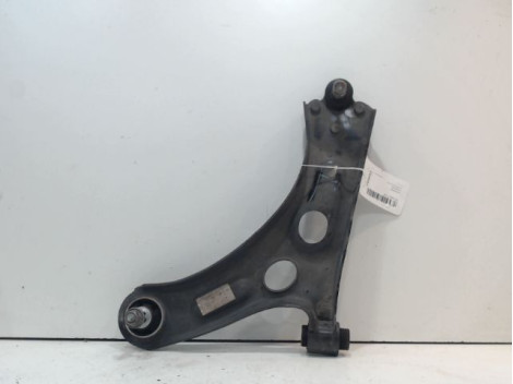 TRIANGLE INFERIEUR AVANT GAUCHE PEUGEOT 208