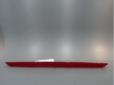 FEUX STOP SUPPLEMENTAIRE RENAULT CLIO