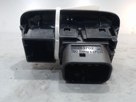 COMMANDE LEVE-GLACE PORTE AVD FORD KA+