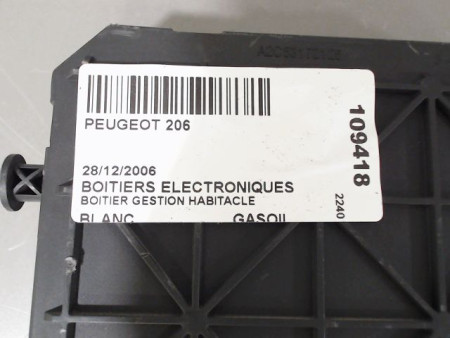 BOITIER GESTION HABITACLE PEUGEOT 206