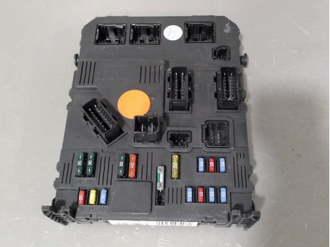 BOITIER GESTION HABITACLE PEUGEOT 206