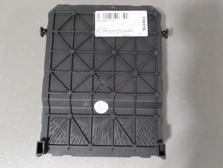 BOITIER GESTION HABITACLE PEUGEOT 206