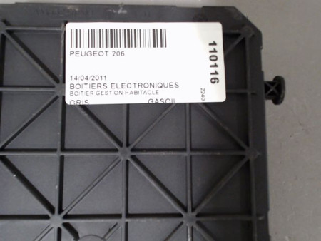 BOITIER GESTION HABITACLE PEUGEOT 206