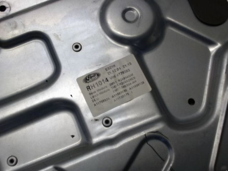 MECANISME+MOTEUR LEVE-GLACE ARRIERE DROIT FORD FOCUS