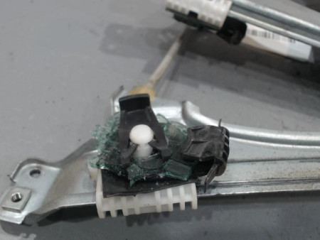 MECANISME+MOTEUR LEVE-GLACE AVANT DROIT RENAULT CLIO