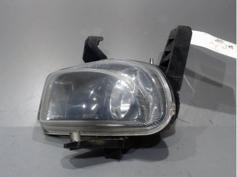 PHARE ANTIBROUILLARD AVANT DROIT FIAT PUNTO