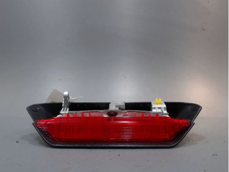 FEUX STOP SUPPLEMENTAIRE TOYOTA YARIS