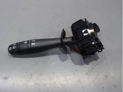 COMMANDE ECLAIRAGE RENAULT TWINGO