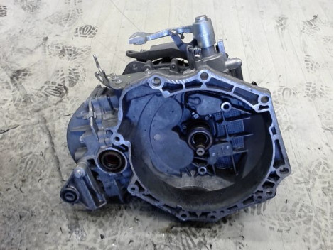 BOITE A VITESSE MECANIQUE OPEL CORSA 1.7 CDTI 