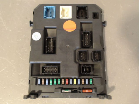 BOITIER GESTION HABITACLE CITROEN DS3