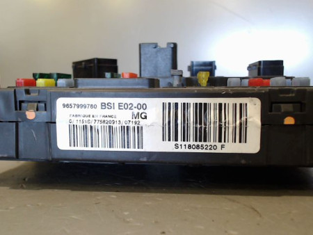 BOITIER GESTION HABITACLE PEUGEOT 206