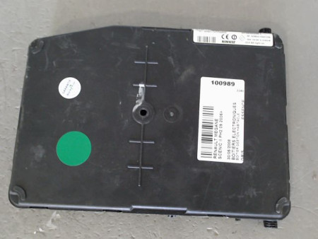 BOITIER GESTION HABITACLE RENAULT SCENIC II PH2 2006-