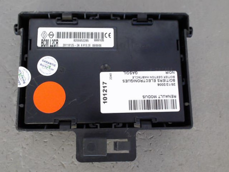 BOITIER GESTION HABITACLE RENAULT MODUS