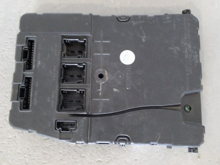 BOITIER GESTION HABITACLE RENAULT SCENIC II PH1 02-06