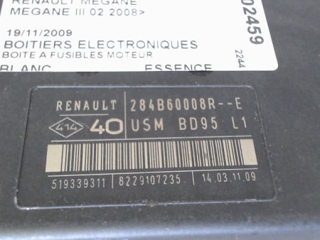 BOITE A FUSIBLES RENAULT MEGANE III 2008-