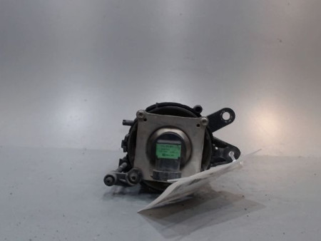 PHARE ANTIBROUILLARD AVANT DROIT AUDI A4